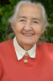 Potret Marie-Claire Barth